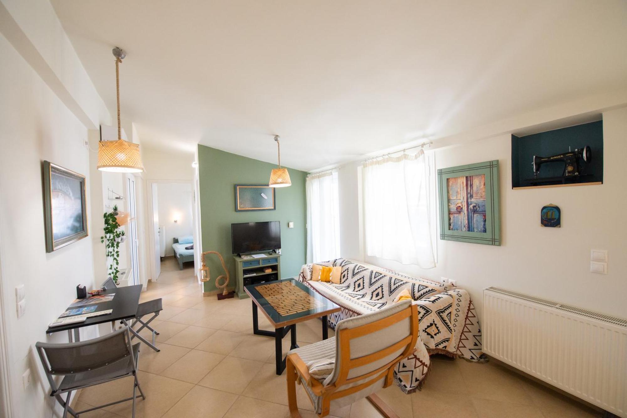 Nadia'S Place Poros Town Bagian luar foto